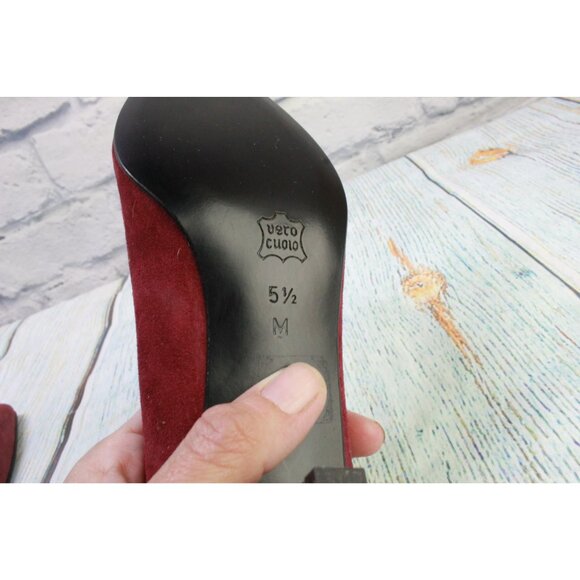 Bally Inova Women's Red Suede Slip On Pointed Casual Pump Heel Shoes Size 5.5 M - Picture 9 of 9